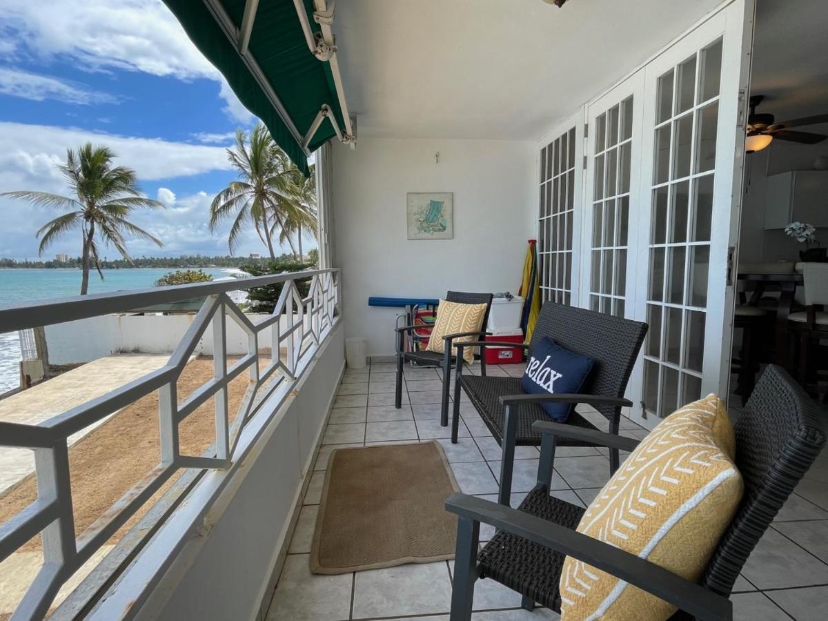 Oceanfront Condo In 루키요 외부 사진